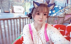 A片粗大的内捧猛烈进出男男小说